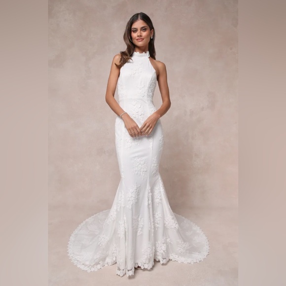 Dreamy Glamour White Embroidered Halter Mermaid Maxi Dress - Picture 4 of 8